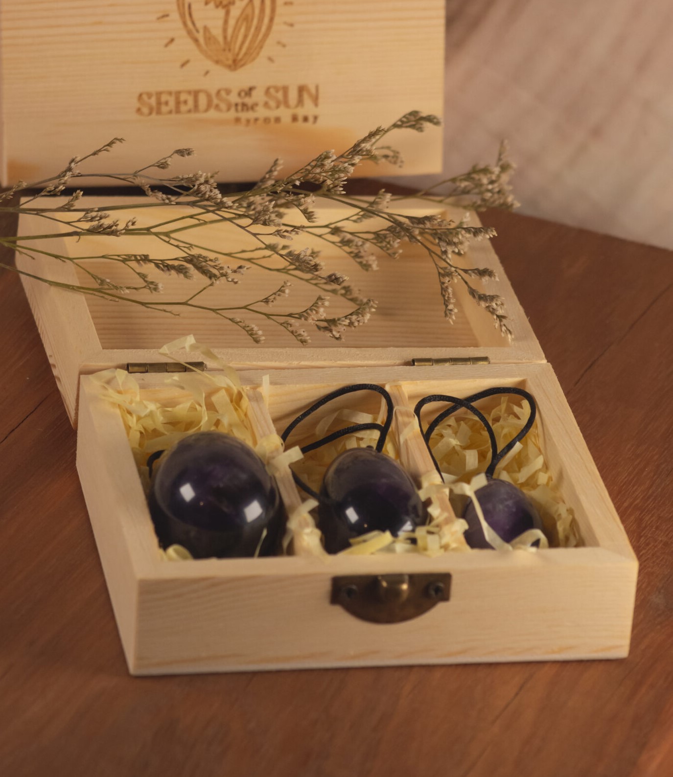 Amethyst Yoni Egg Set - Image 2
