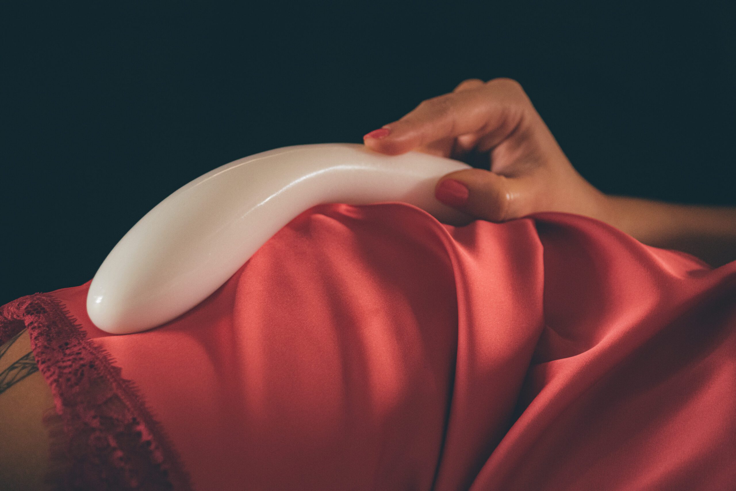 white jade wand